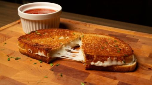 CEO和CFO突然离开AI核能初创公司Fermi