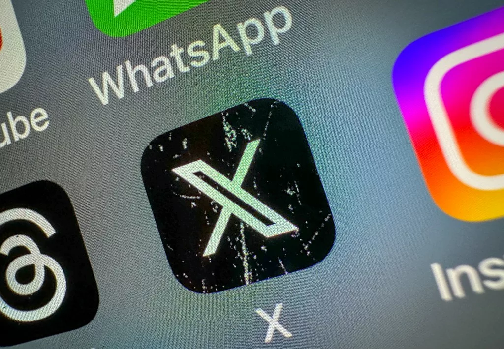 X推出“历史”标签，整合书签点赞等，让内容回顾更便捷