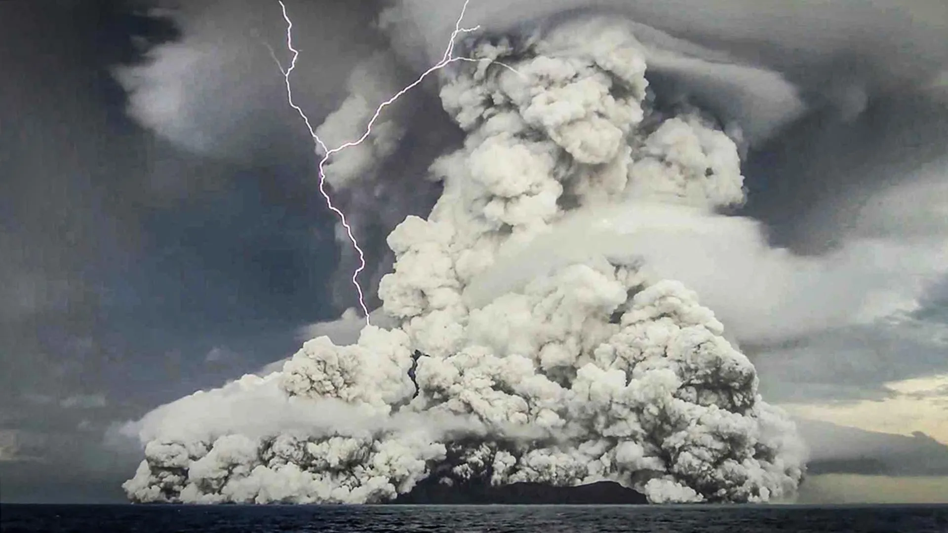 火山云意外降解甲烷，科学家震惊发现